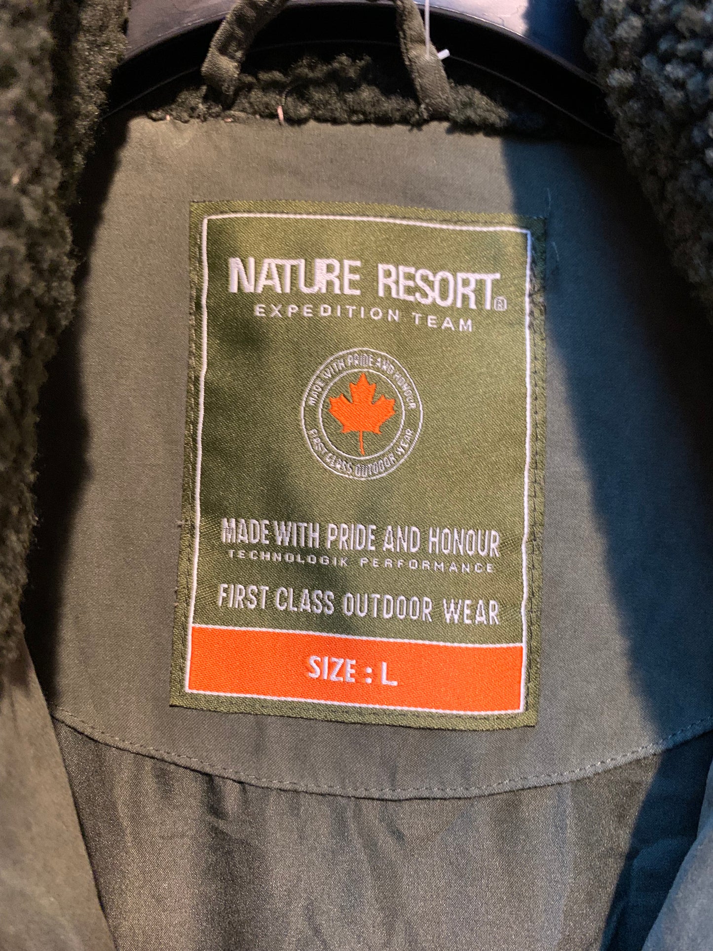 Vintage “NATURE RESORT” Expedition Team Dark Green Fleece Jacket