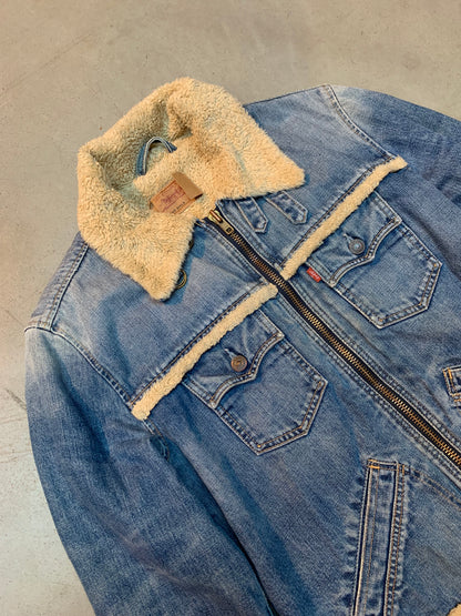 Vintage Women's Levi's Strauss Sherpa Lined Denim Jacket
