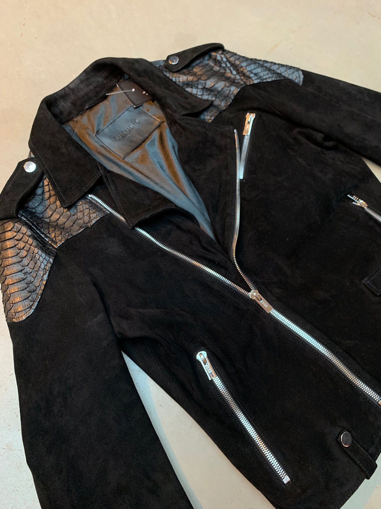 Vintage Unisex SUSUDIO Black Suede Biker Jacket