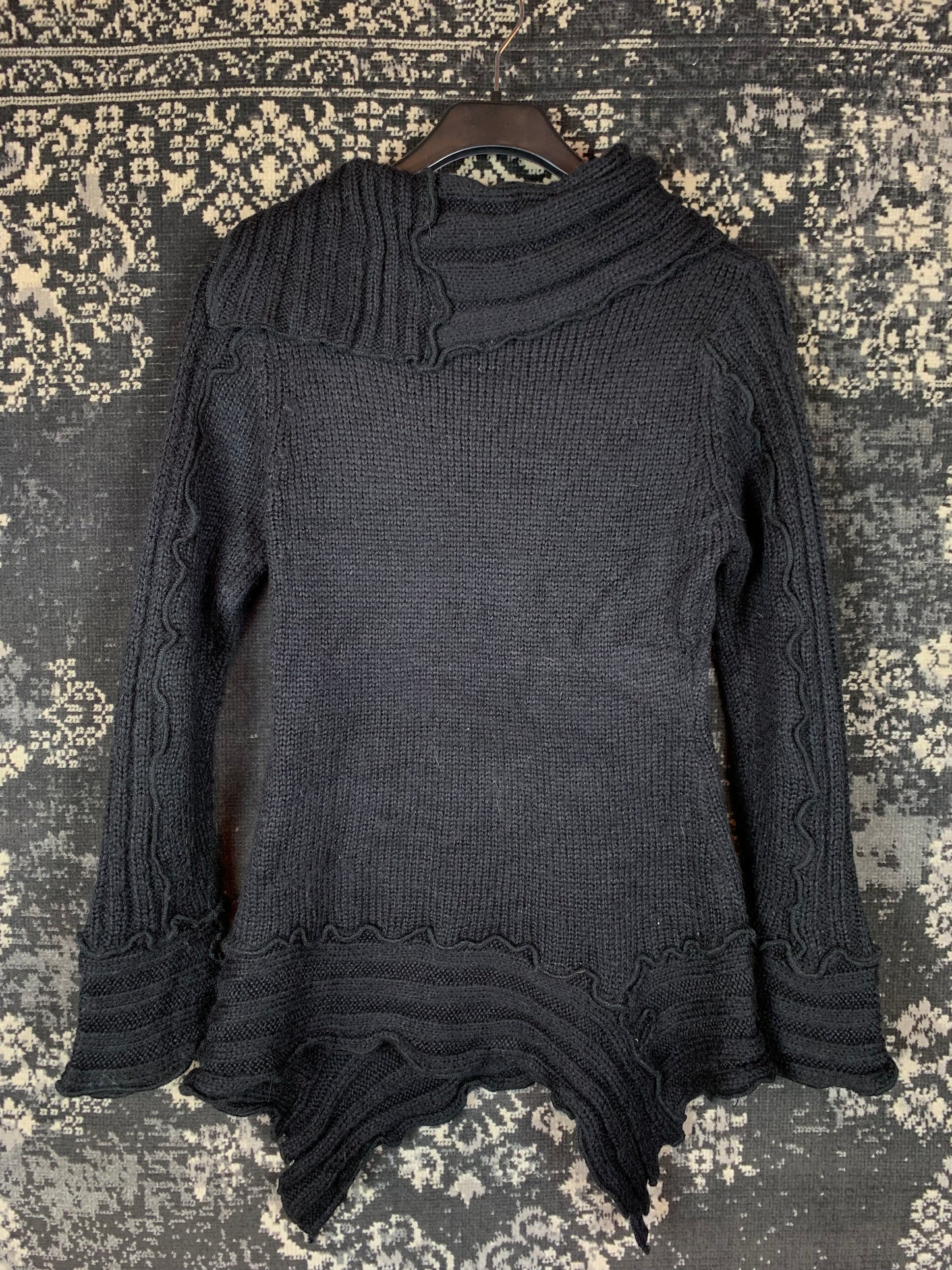 Women's Black Y2K Dog Print Beaded Sequin Knit Sweater