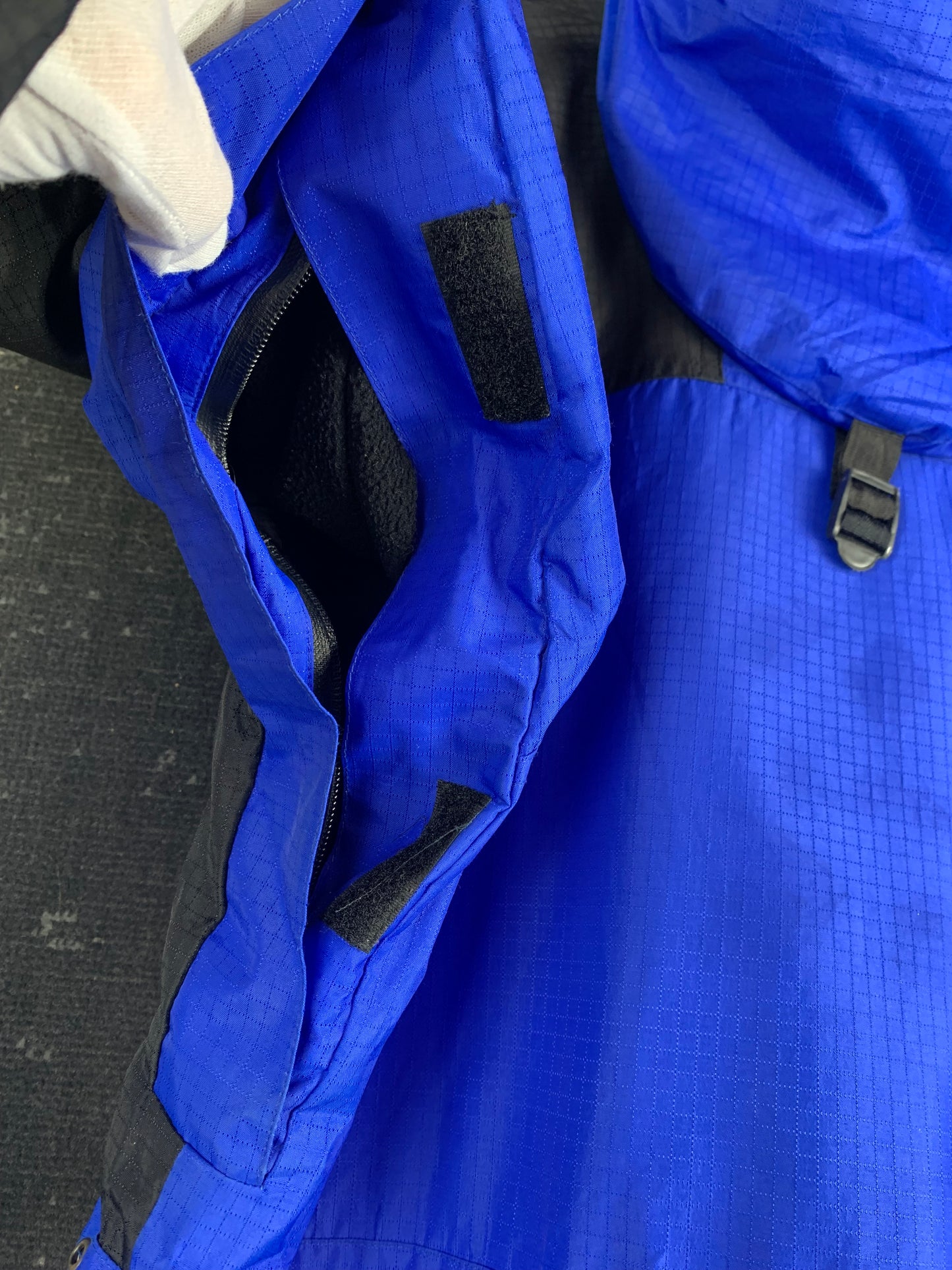 The North Face Summit Series Gore-Tex Mountain Jacket