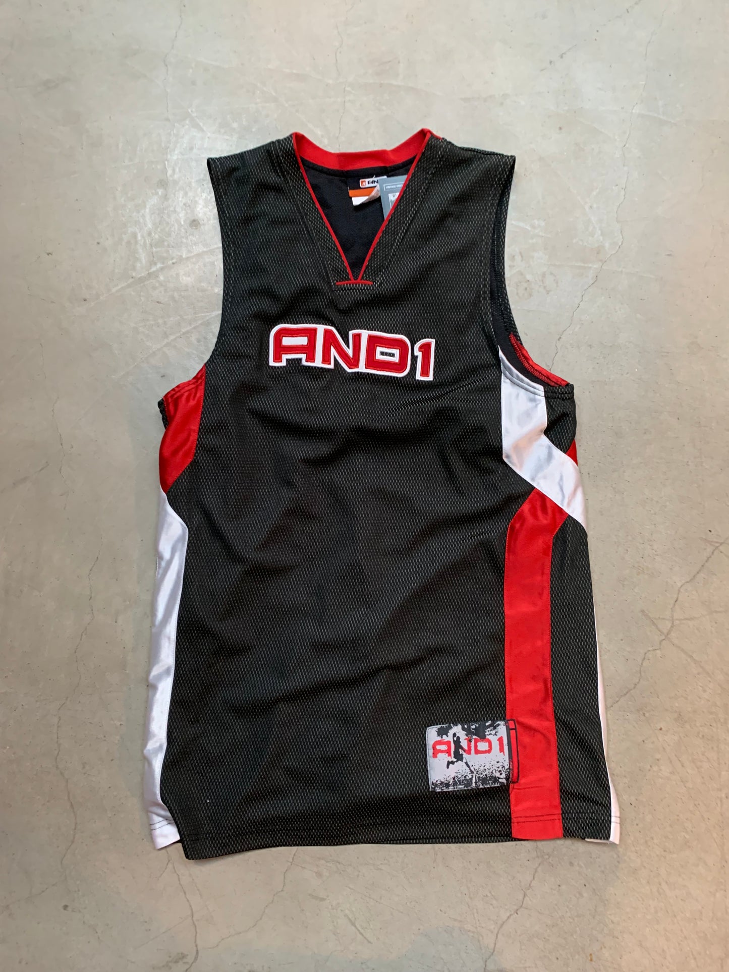 Vintage Y2K AND1 Men's Black Basketball Jersey