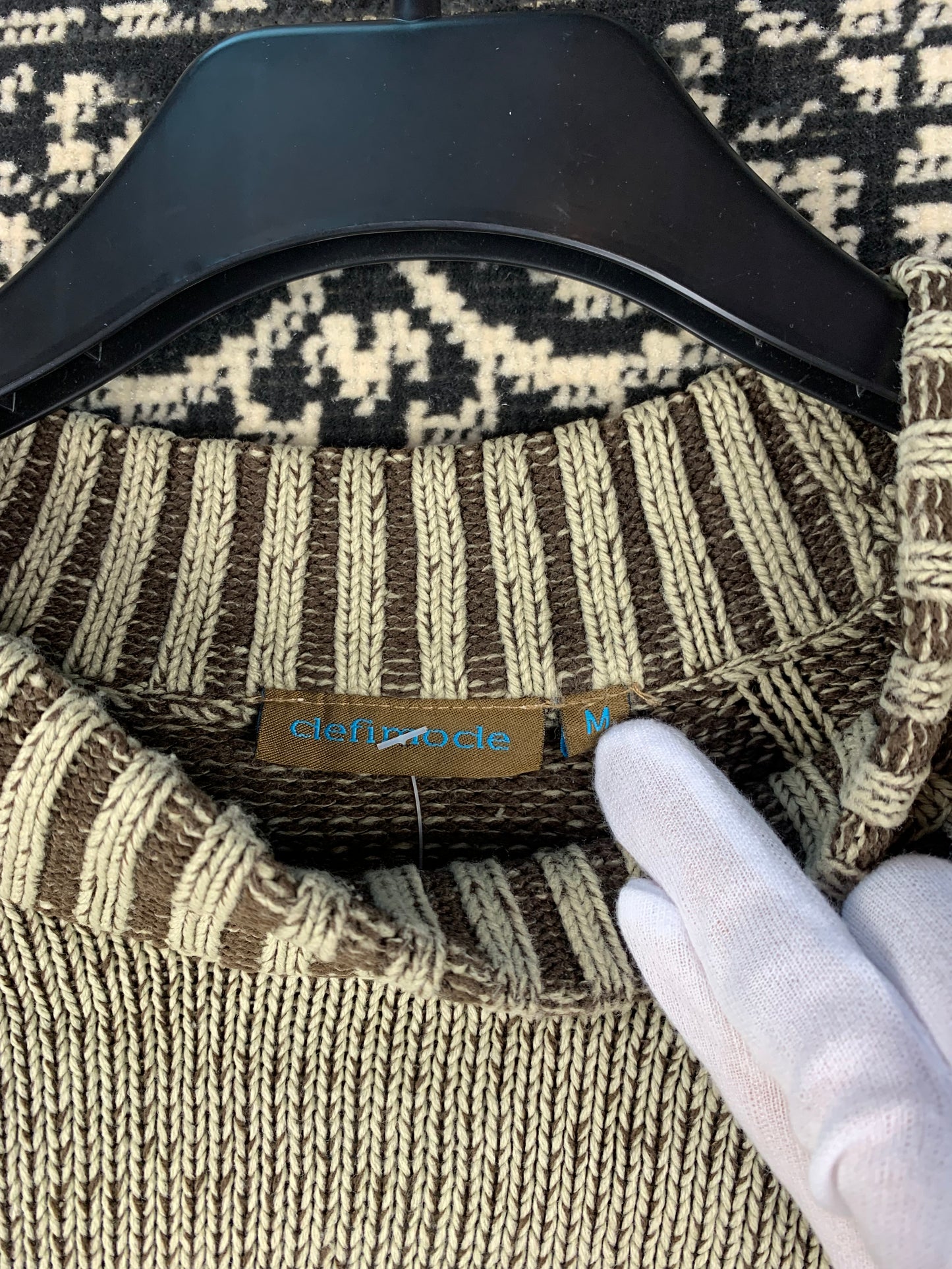 Unisex Washed Two-Tone Chunky Knit Sweater