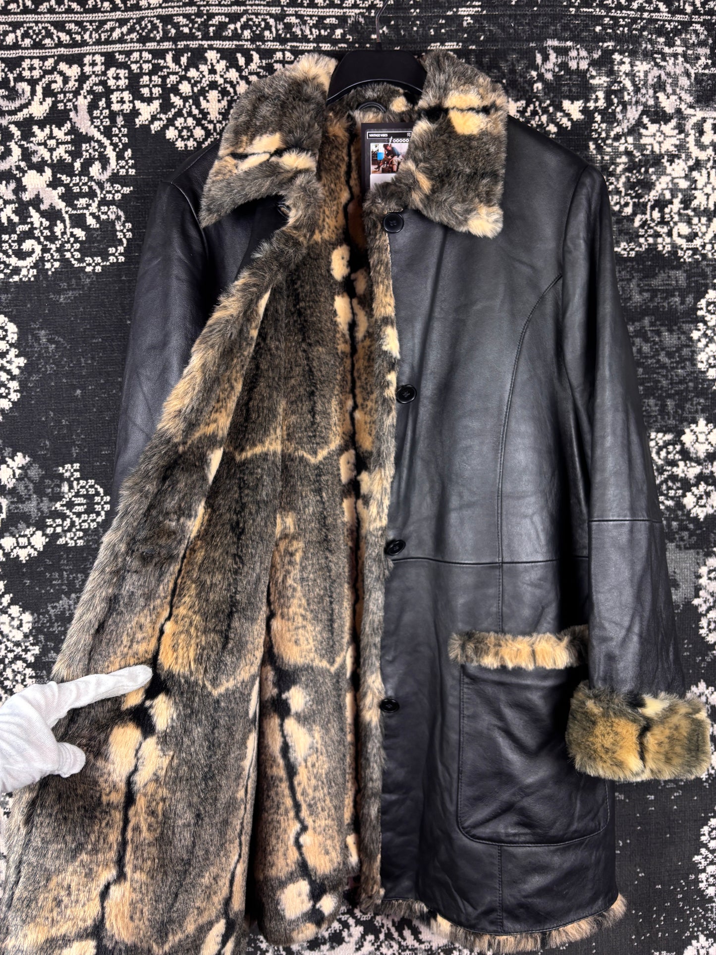 Women's Y2K Vintage Leather Coat with Faux Fur Trim