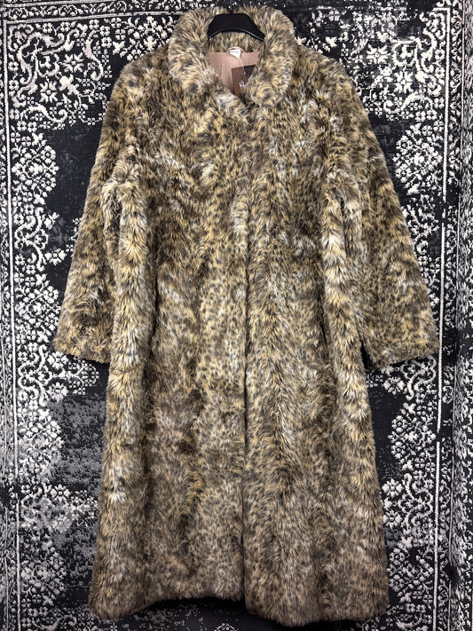 Women's Vintage Long Faux Fur Coat with Cheetah Motive
