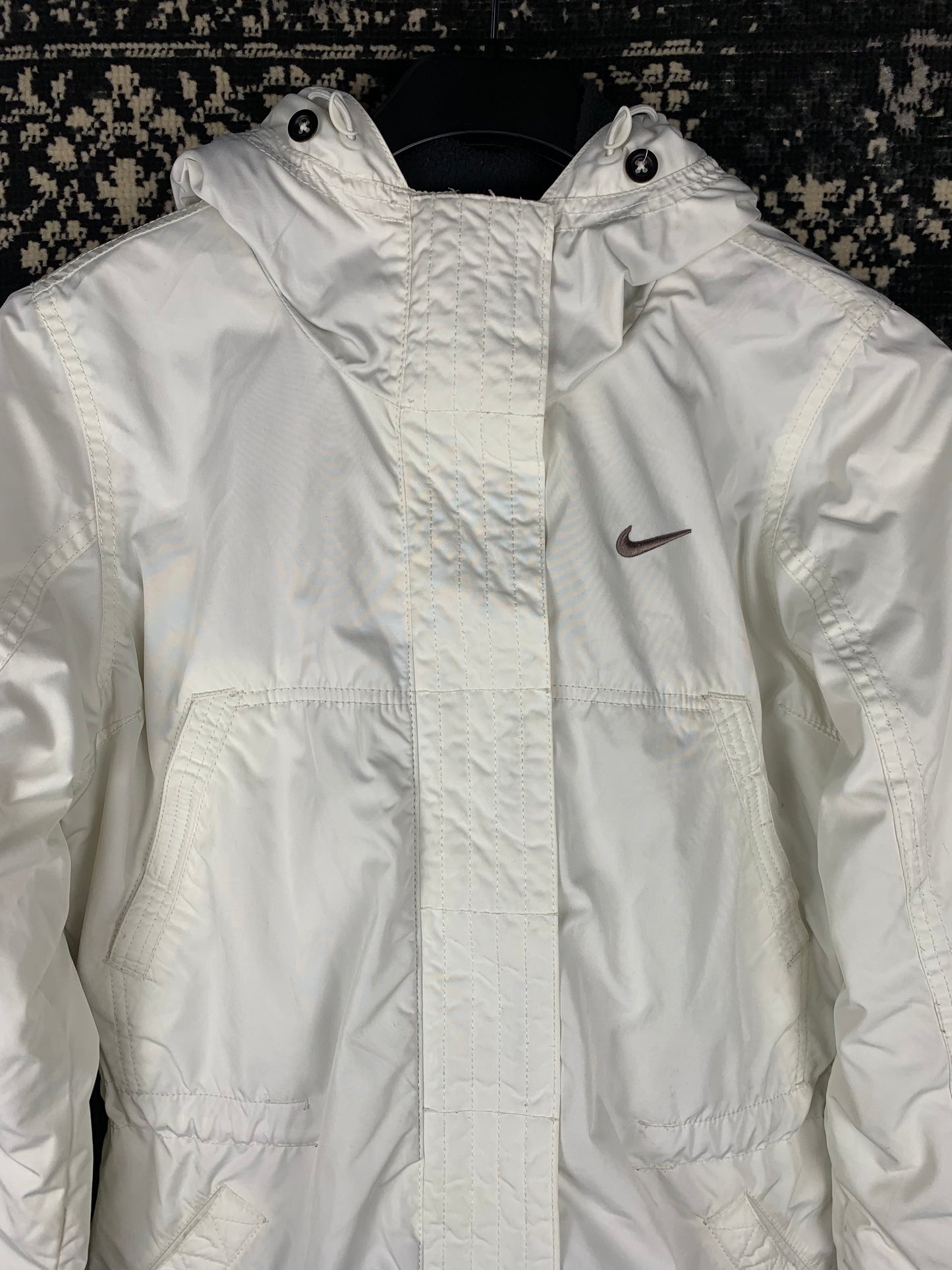 Women's White Nike Windbreaker