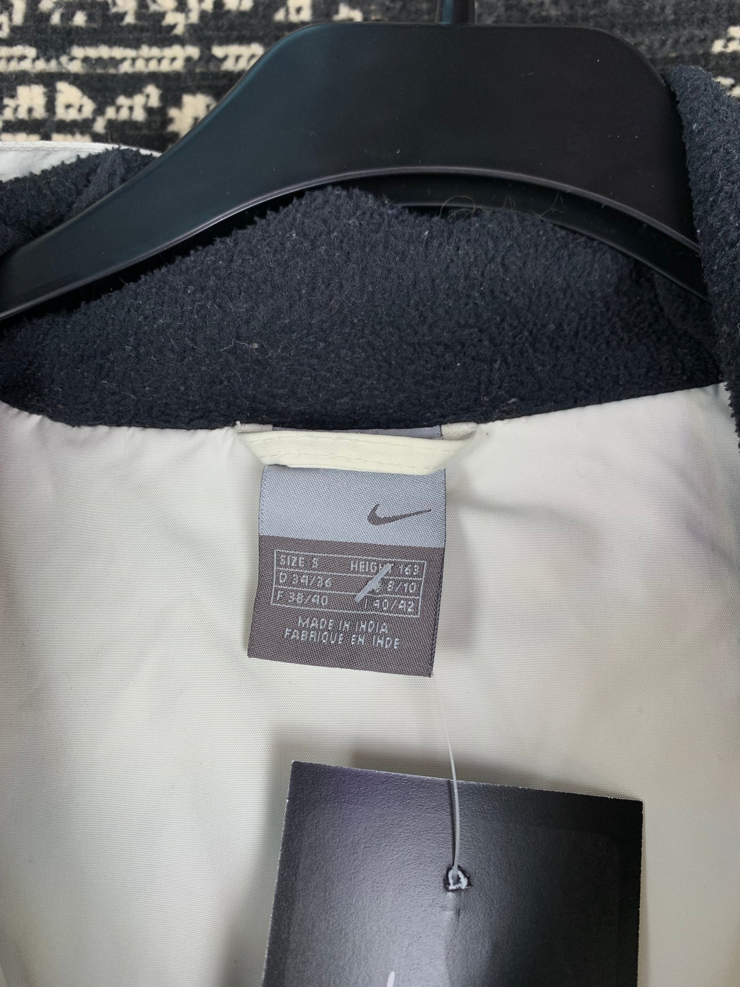 Women's White Nike Windbreaker