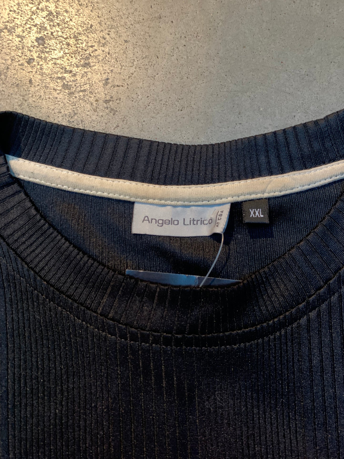 Angelo Litrico Black Ribbed Texture T-Shirt