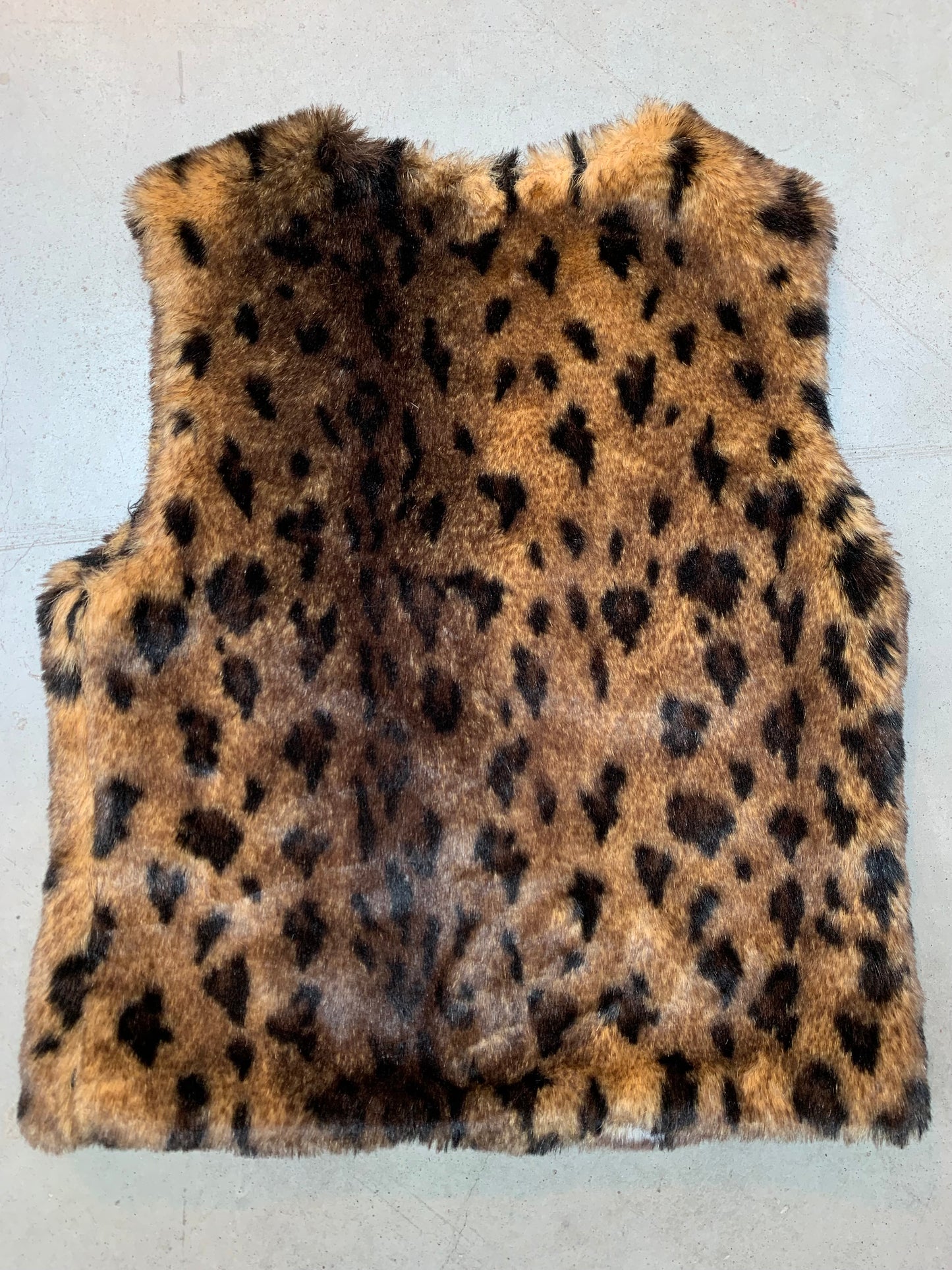 Vintage Faux Fur Animal Print Vest in Leopard Pattern