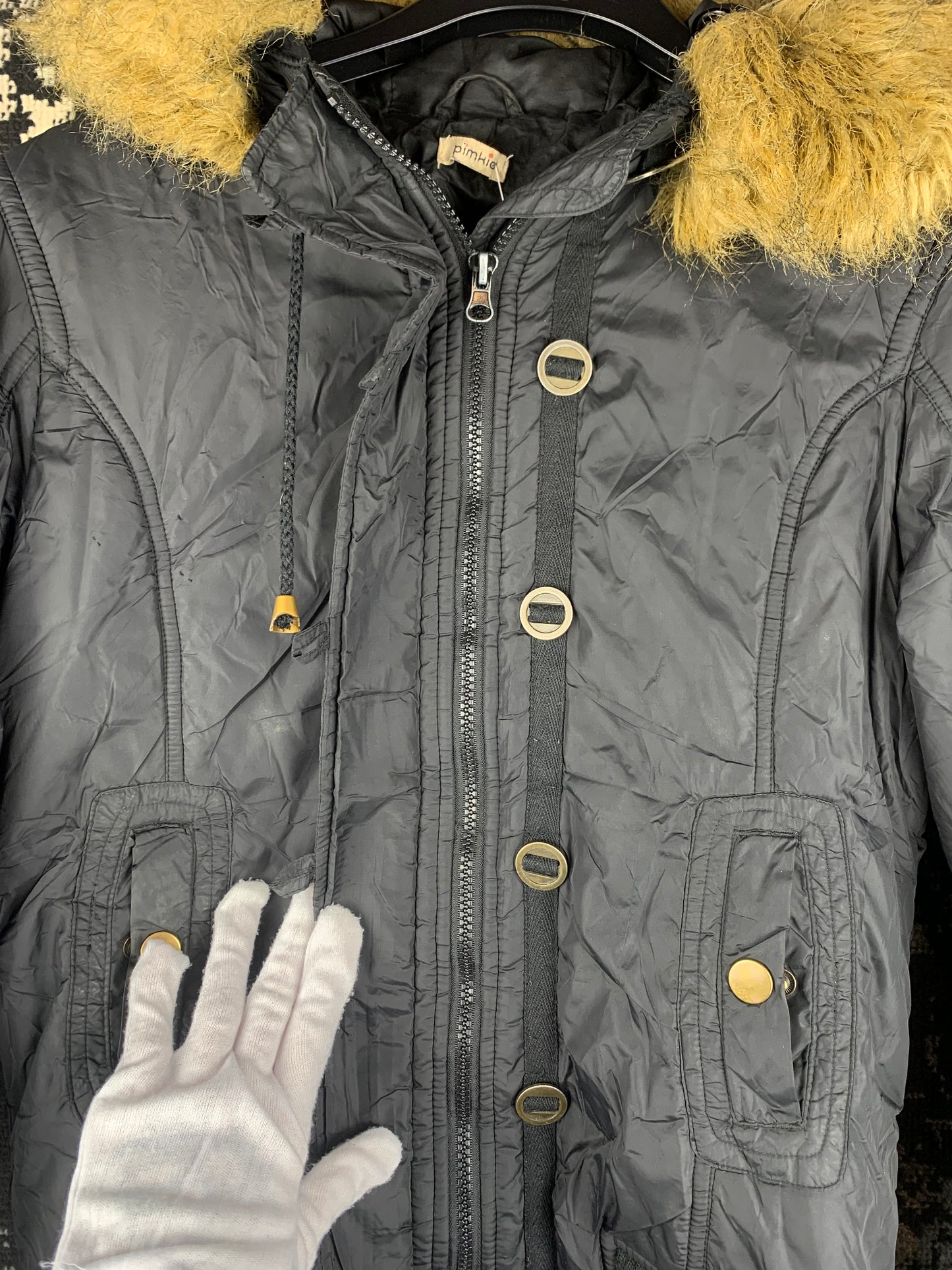 Women's Y2K Style Black Puffer Jacket with Faux Fur Trim