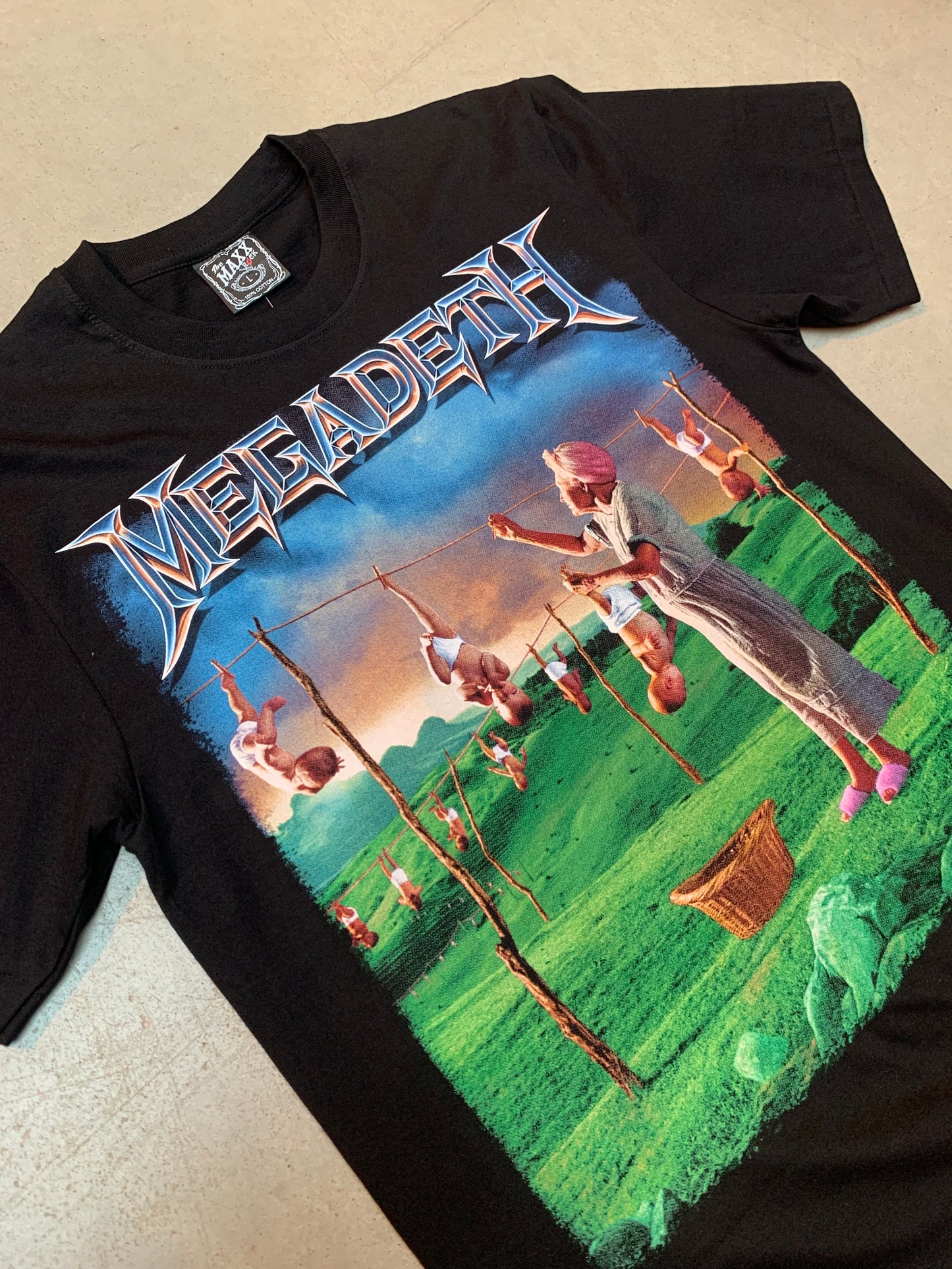 Megadeth "Youthanasia" Graphic Band T-Shirt