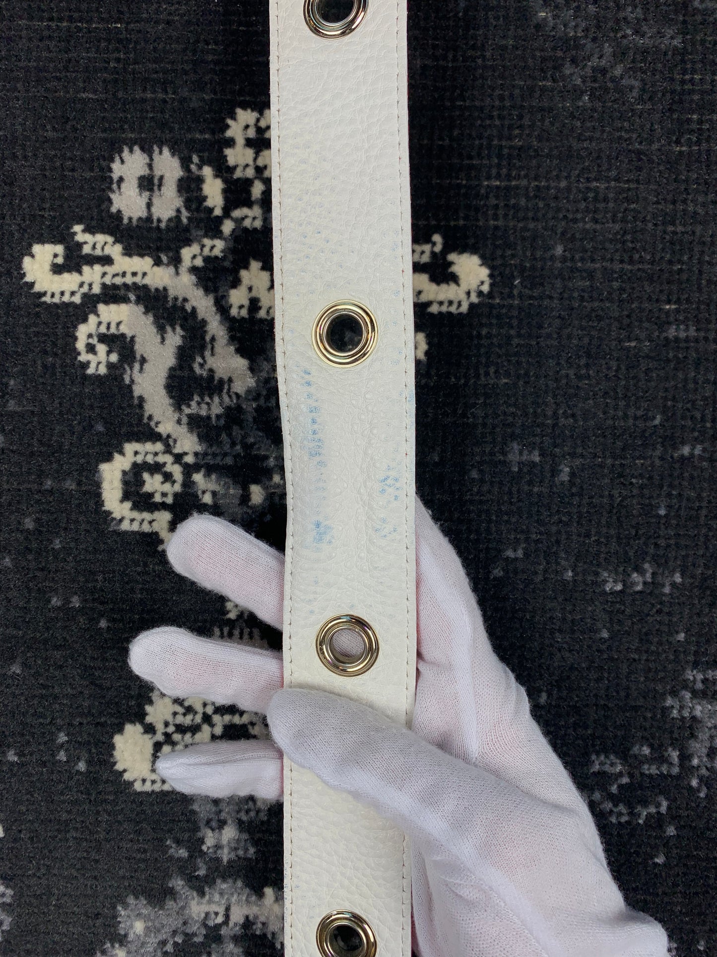 Women's Vintage Burberry White Leather Stripe Belt